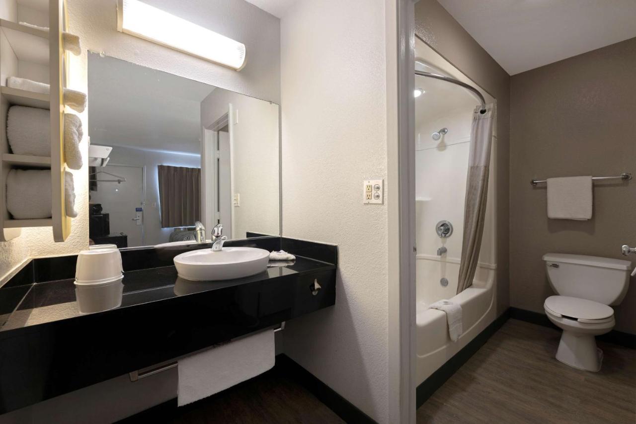 Motel 6-San Antonio, Tx - West Seaworld المظهر الخارجي الصورة